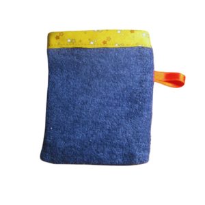 Baby-gant-n°1-par-Judith-Biolley-naturopathe