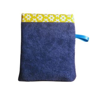 Baby-gant-n°2-par-Judith-Biolley-Naturopathe