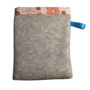 Baby-gant-n°7-par-Judith-Biolley-Naturopathe