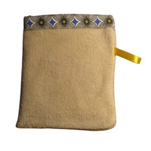 Baby-gant-n°9-par-Judith-Biolley-Naturopathe